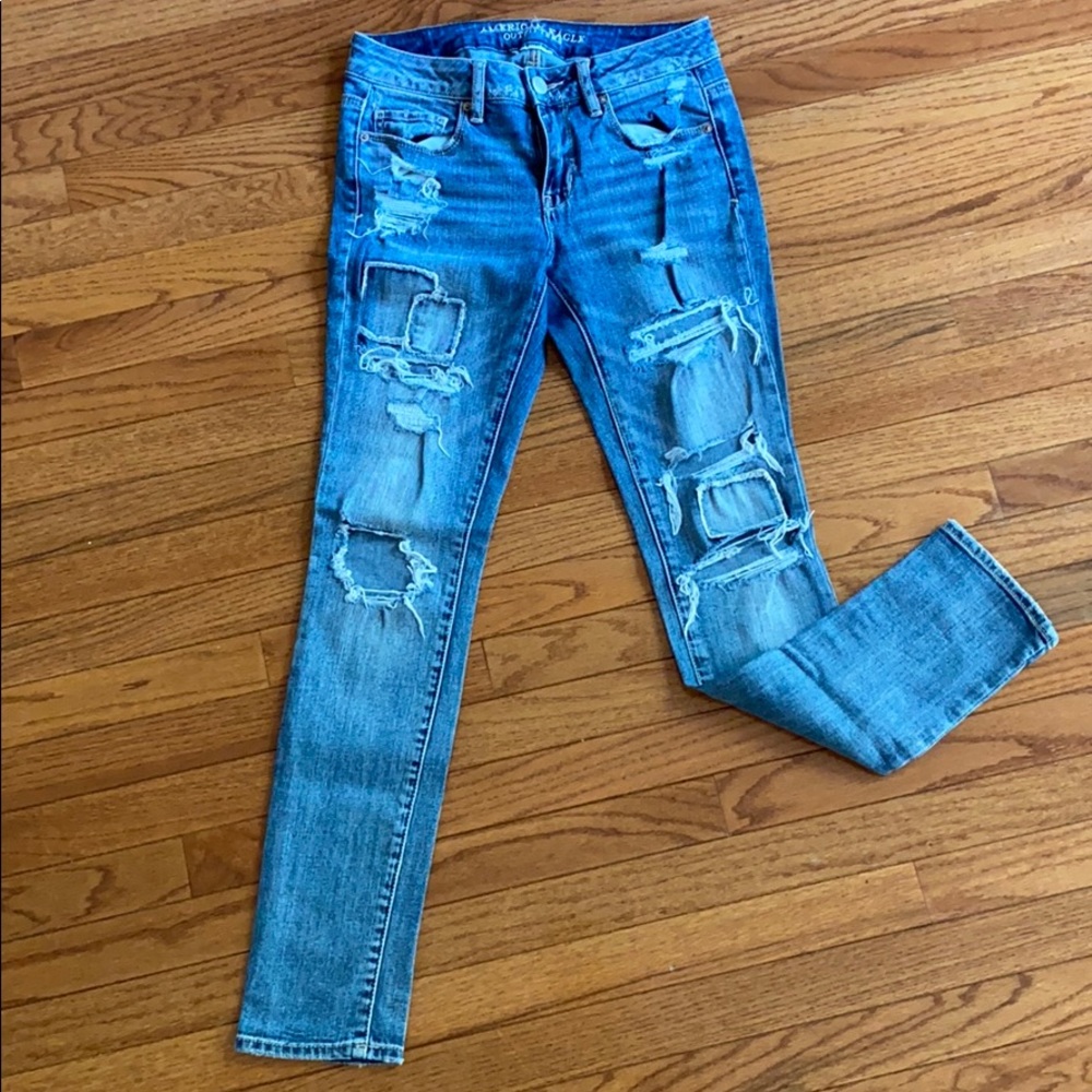 American Eagle Distressed Jeans